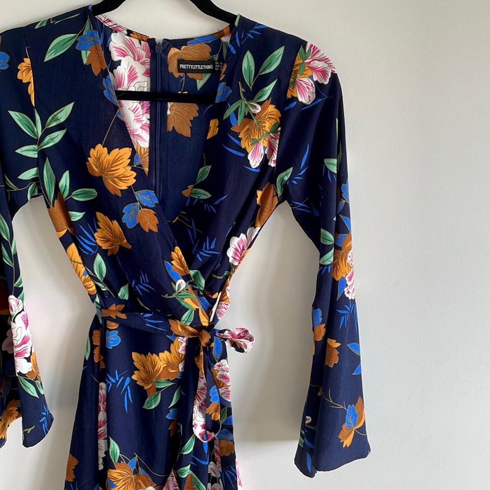 PrettyLittleThing Floral Bell Sleeve Dress